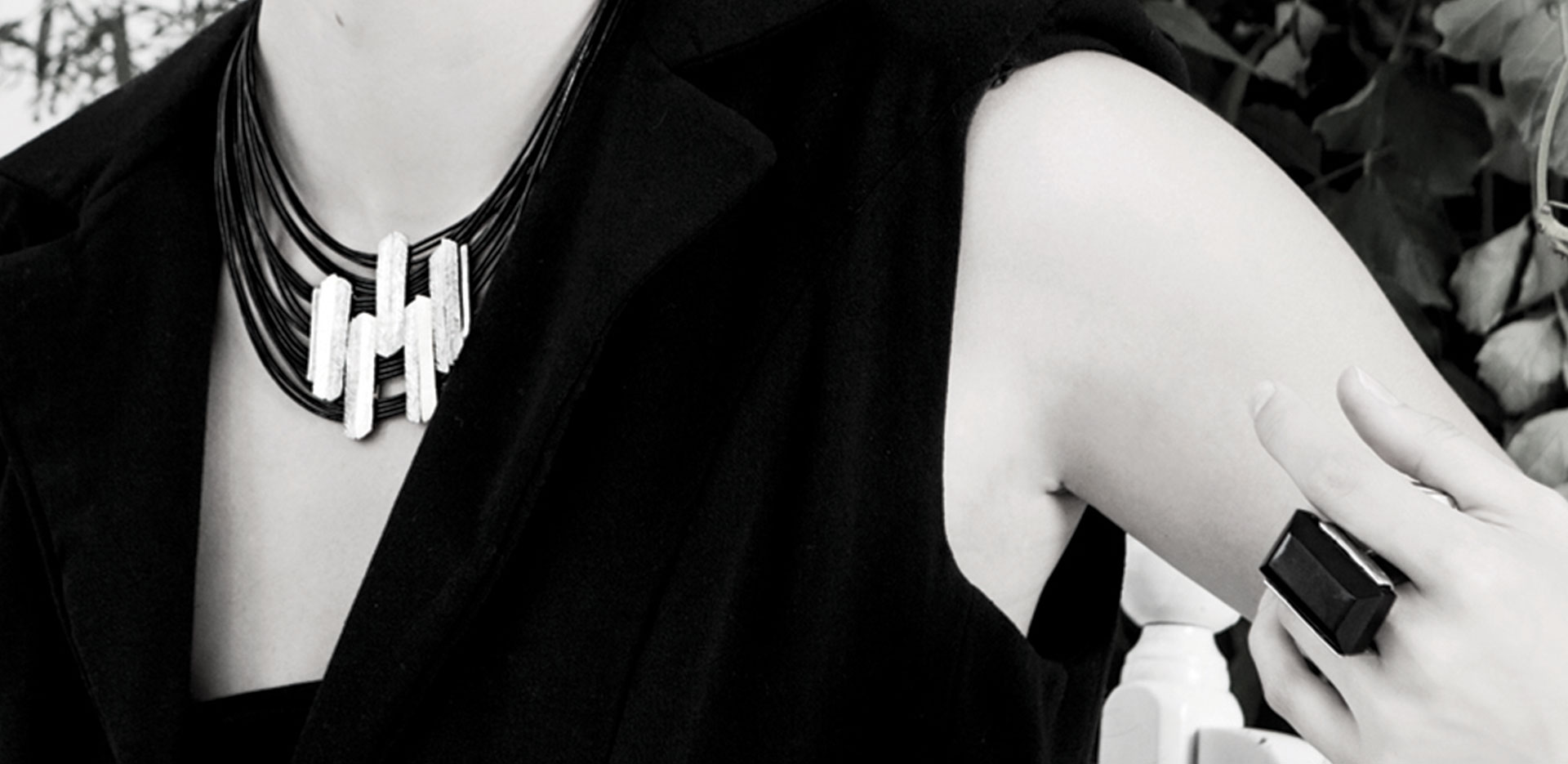 2015 Collection by Anne-Marie Chagnon - Sabrina necklace